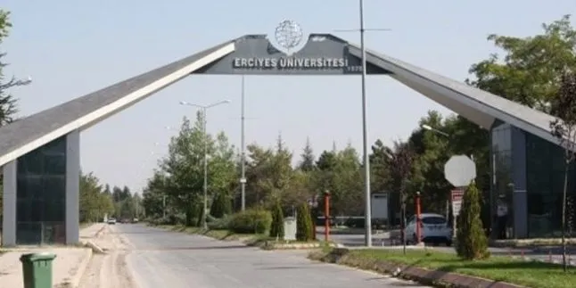 Erciyes Üniversitesi Yüksek Lisans ve Doktora Öğrenci Alım İlanı yayımlandı.
